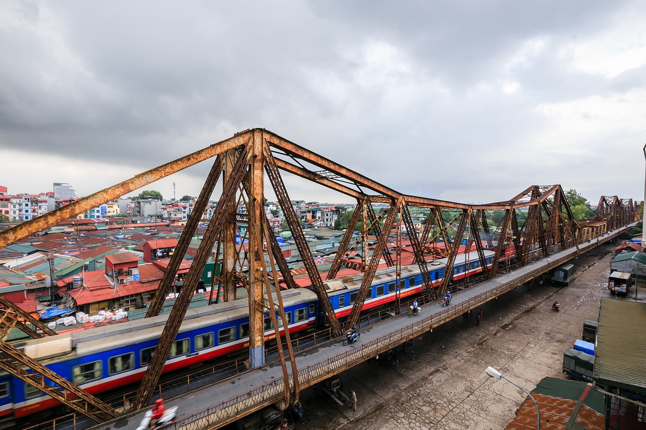 Ilgai Bien Tiltas,  Hanoi,  Vietnamas,  Ilgai,  Raudona Upė,  French Kolonijinės,  Prancūzas,  Kolonija,  Dažymas,  Verslo