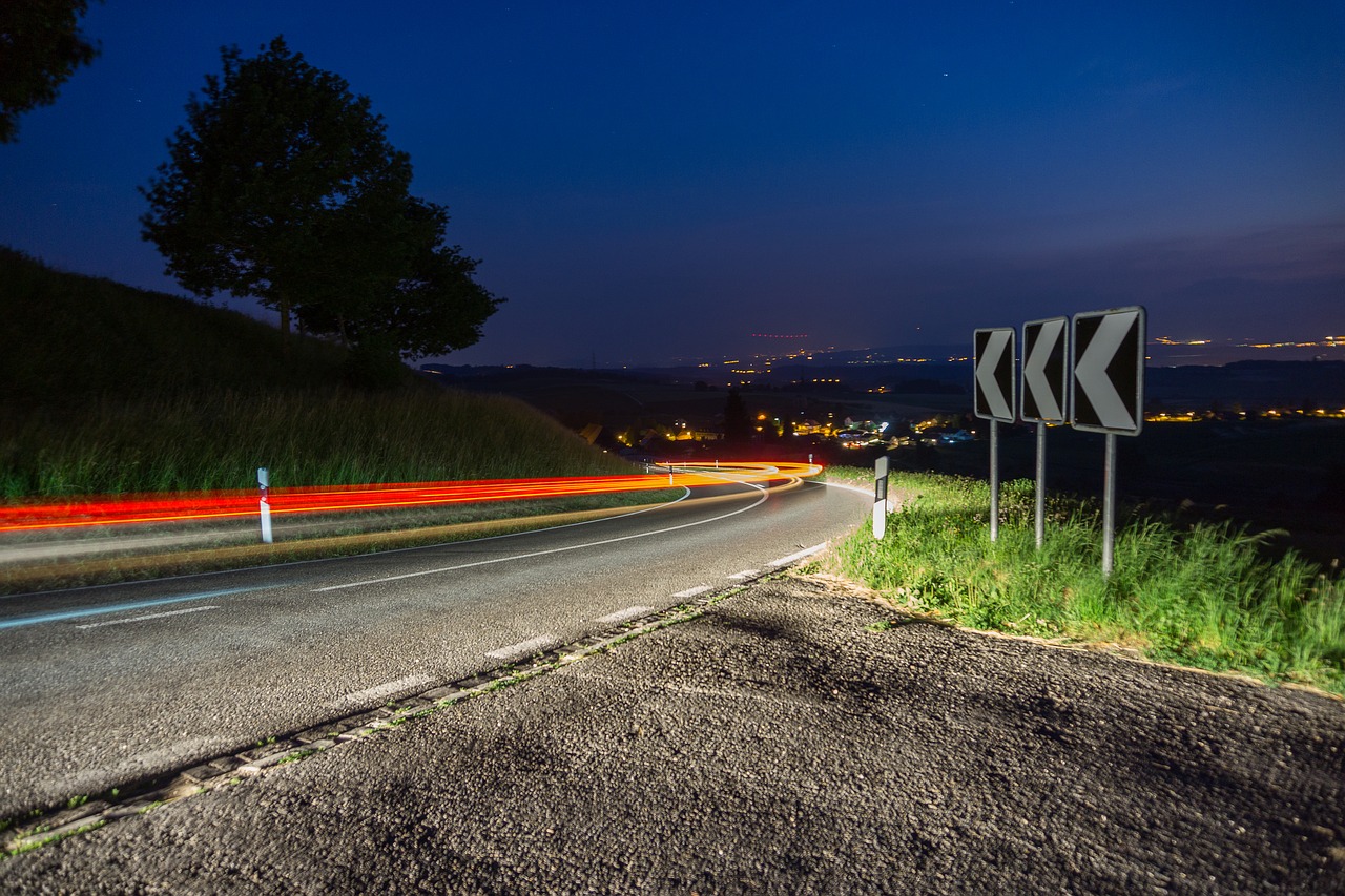 Longexposure, Šviesa, Lengvoji Trasa, Švytėjimas, Naktis, Eismas, Gatvė, Kelias, Judėjimas, Frienisberg