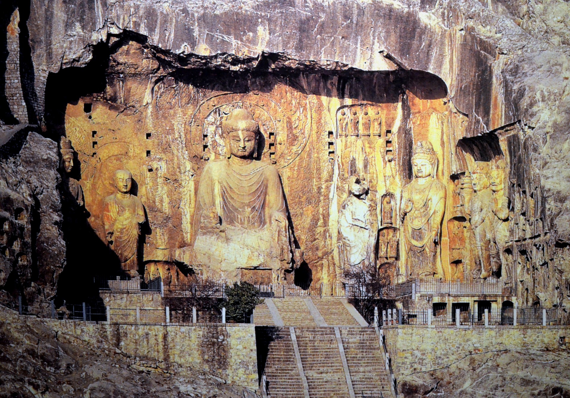 Longmen & Nbsp,  Grotto,  Luoyang,  Kinija,  Buda,  Vaizdingas & Nbsp,  Plotas,  Kultūra,  Istorija,  Religija