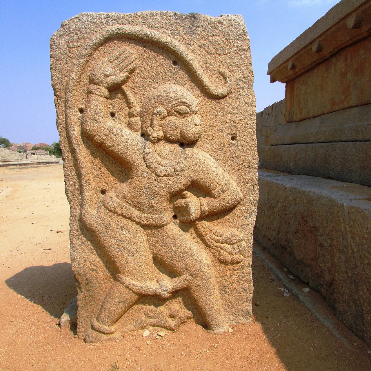 Viešpatie Hanumanas, Hampi, Indija, Šventykla, Dievas, Statula, Mūrinis Mūras, Akmuo, Skulptūra, Meno Kūriniai