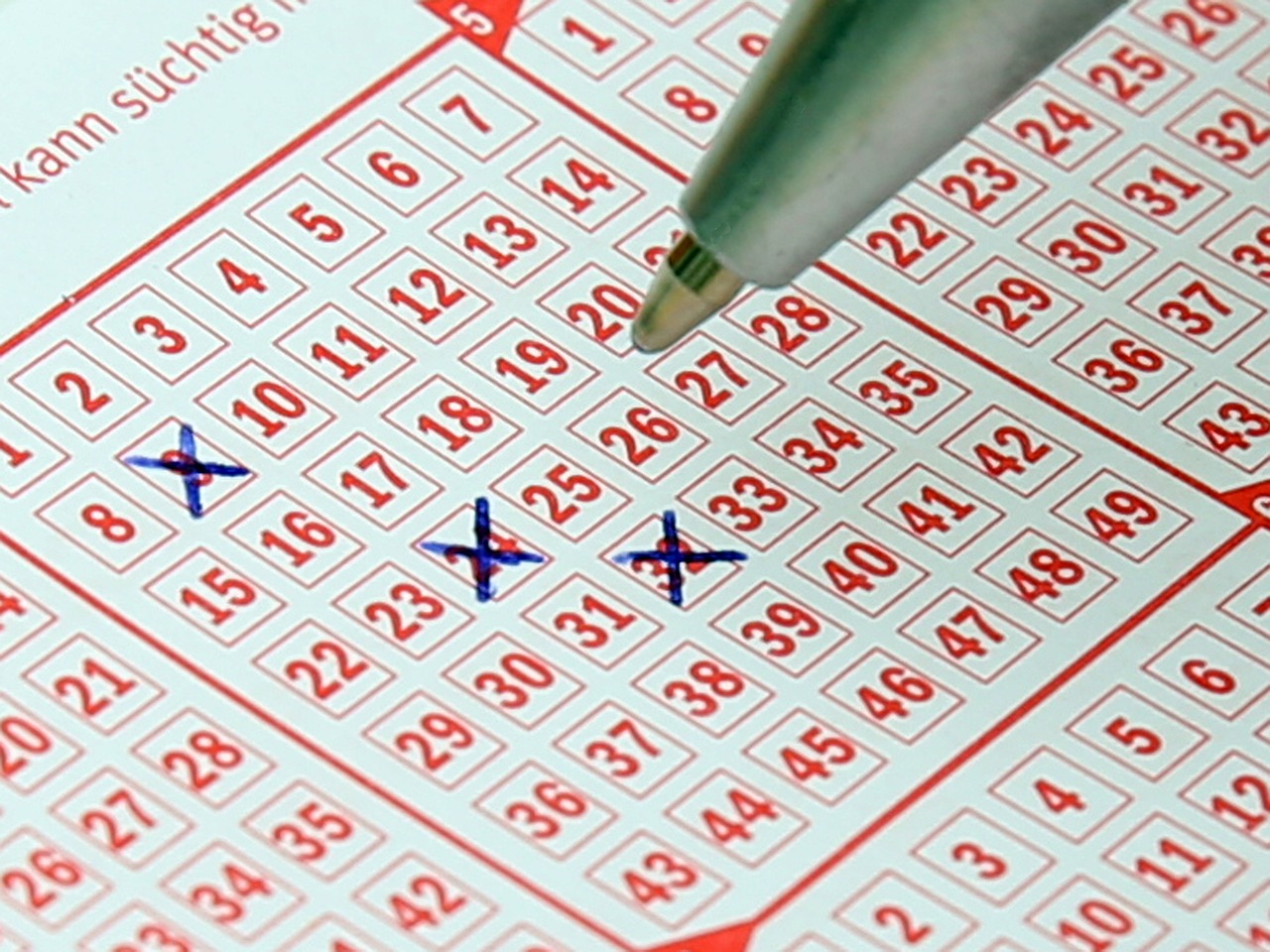 Lotto, Loterijos Bilietas, Sąskaitą, Pelnas, Sumokėti, Azartiniai Lošimai, Laimėti, Viltis, Milijonierius, Akligatvis