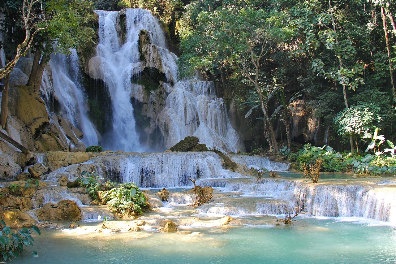 Luang Prabang, Laosas, Unesco Paveldas, Spalvinga, Gražus, Kuang Si Krioklys, Kuang Si Kritimo, Krioklys, Kritimo, Turkis Vanduo