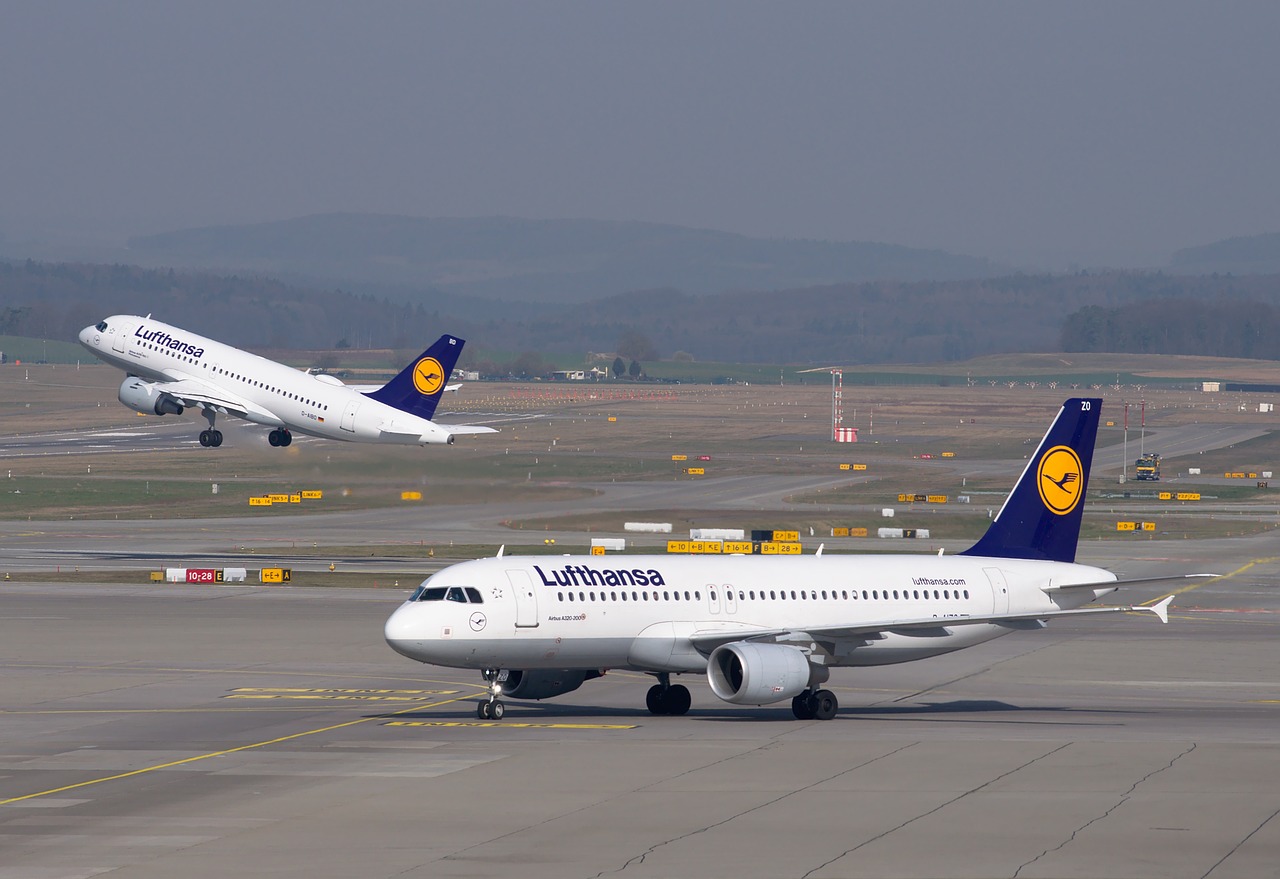 Lufthansa, Orlaivis, Oro Uostas, Išvykimas, Airbus, A320, Zurich, Oro Uostas Zurich, Nemokamos Nuotraukos,  Nemokama Licenzija