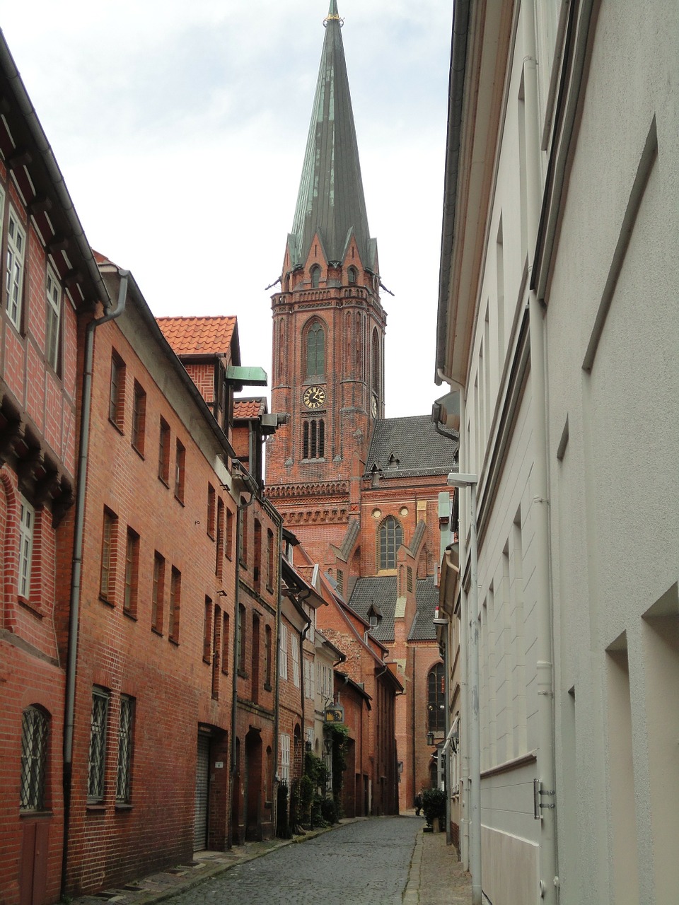 Lüneburg, Alėja, Seni Namai, Bažnyčia, Nemokamos Nuotraukos,  Nemokama Licenzija