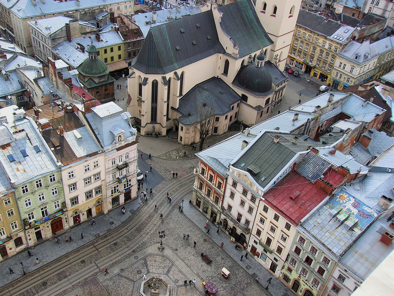 Lviv, Miestas, Miestas Lviv, Ukraina, Turizmas, Lankytinos Vietos, Stogas, Namie, Gražiai, Nemokamos Nuotraukos