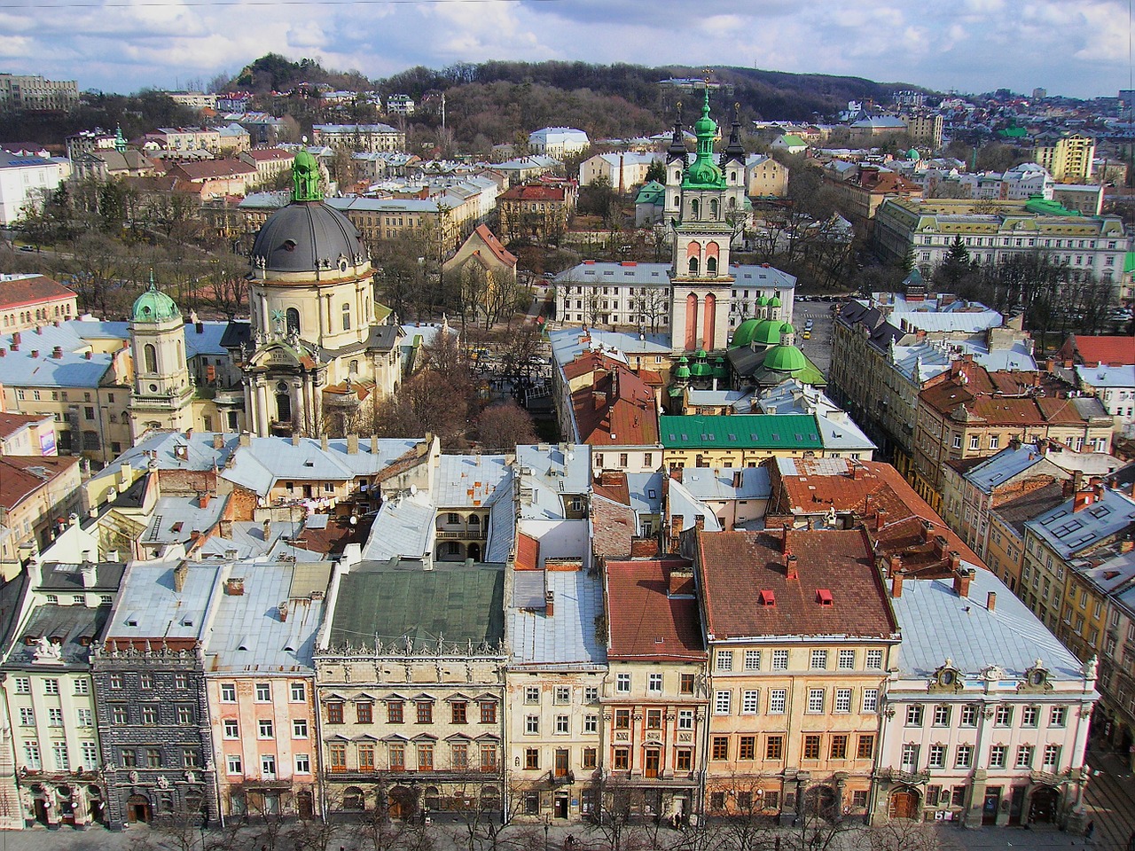 Lviv, Miestas, Ukraina, Turizmas, Lankytinos Vietos, Stogas, Namie, Gražiai, Nemokamos Nuotraukos,  Nemokama Licenzija