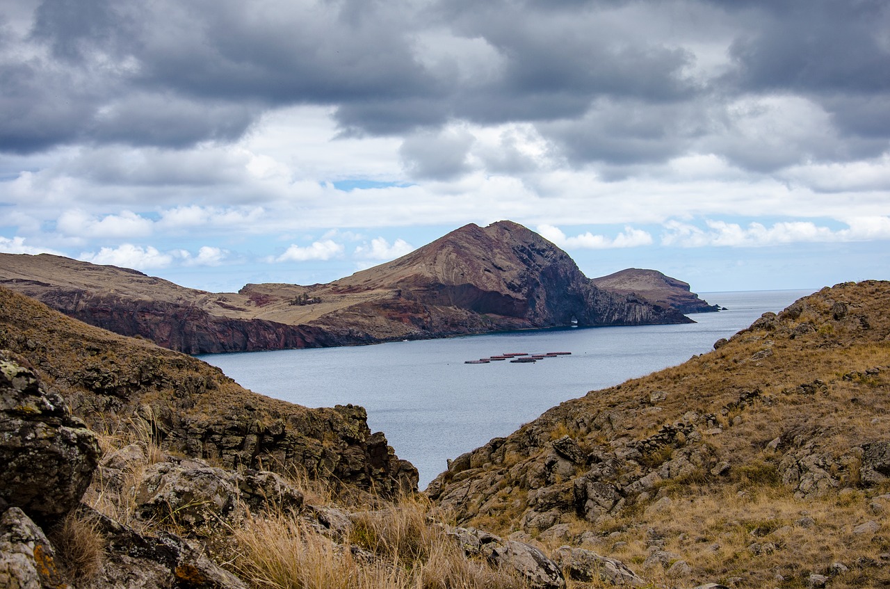 Madeira, Užsakytas, Rokas, Uolos Pakrantė, Vanduo, Jūra, Panorama, Kranto, Tamsūs Debesys, Nemokamos Nuotraukos