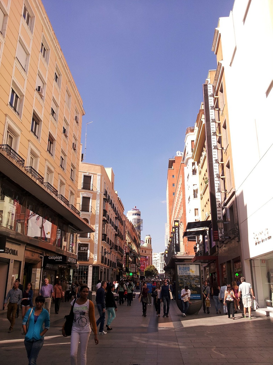 Madride, Ispanija, Miestas, Kapitalas, Didžiausias, Miestai, Miesto, Šiuolaikiška, Gyvenimo Būdas, Žmonės