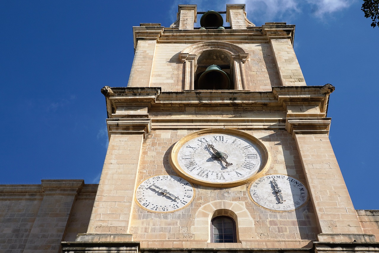Malta, Valetta, Miestas, Bažnyčia, Bokštas, Laikrodis, Laikas, Dangus, Mėlynas, Premijų Žaidimas
