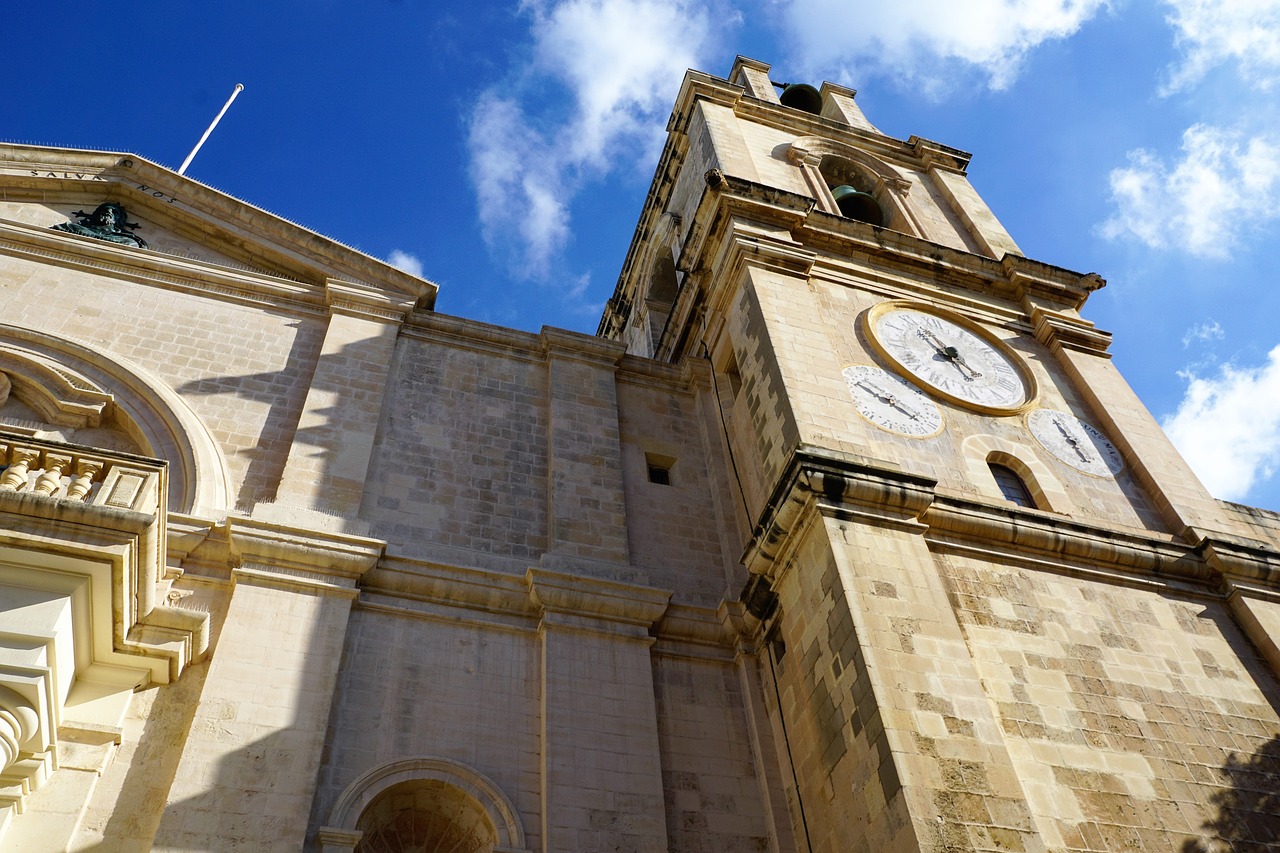 Malta, Valetta, Miestas, Bažnyčia, Bokštas, Laikrodis, Laikas, Dangus, Mėlynas, Premijų Žaidimas