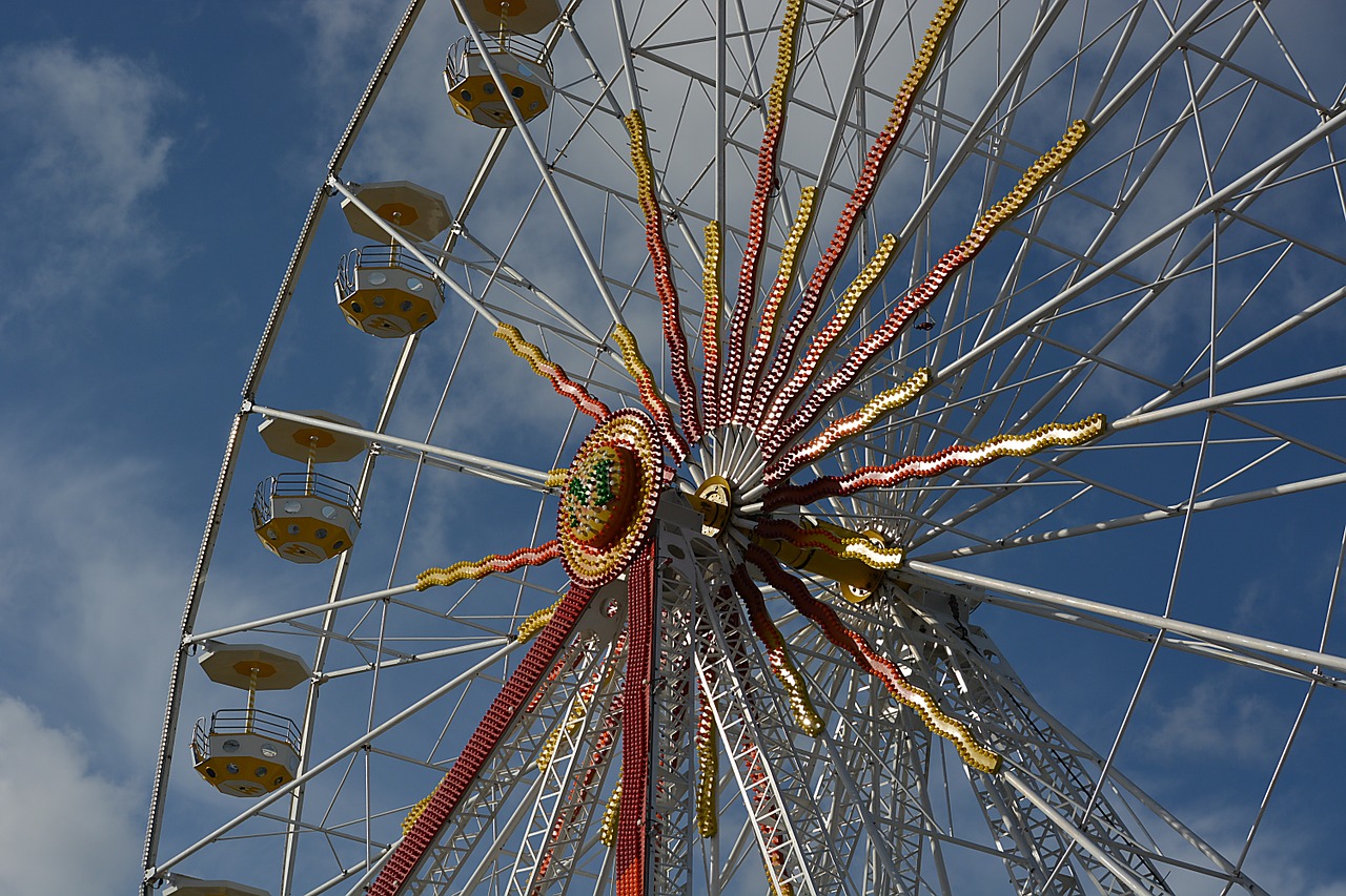 Manege, Ratas, Šviesus, Paroda, Miestas, Patrauklus, Dangus, Žaidimai, Festivalis, Spalvos