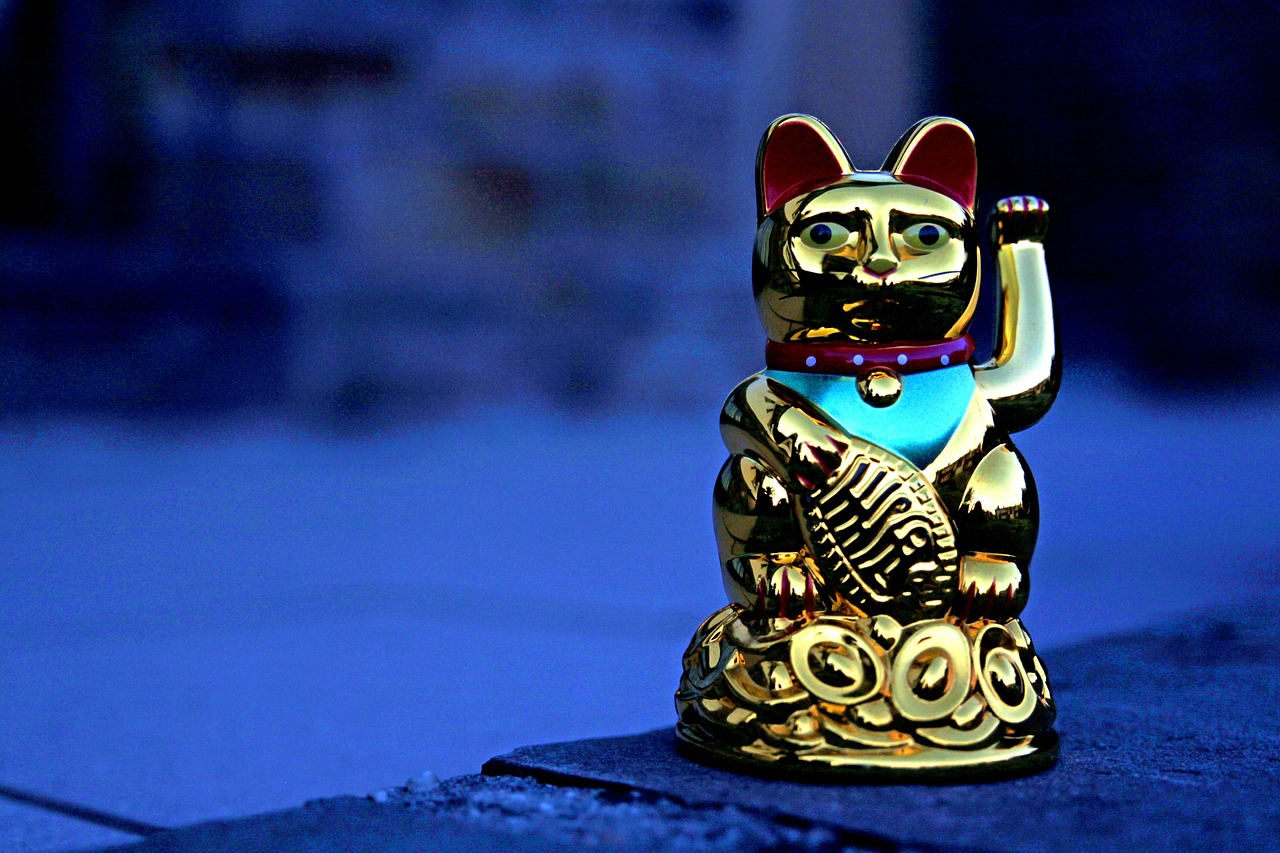 Maneki Neko, Plakantis Katinas, Manekineko, Banga, Laimingas Žavesys, Japanese, Katė, Figūra, Asija, Deko