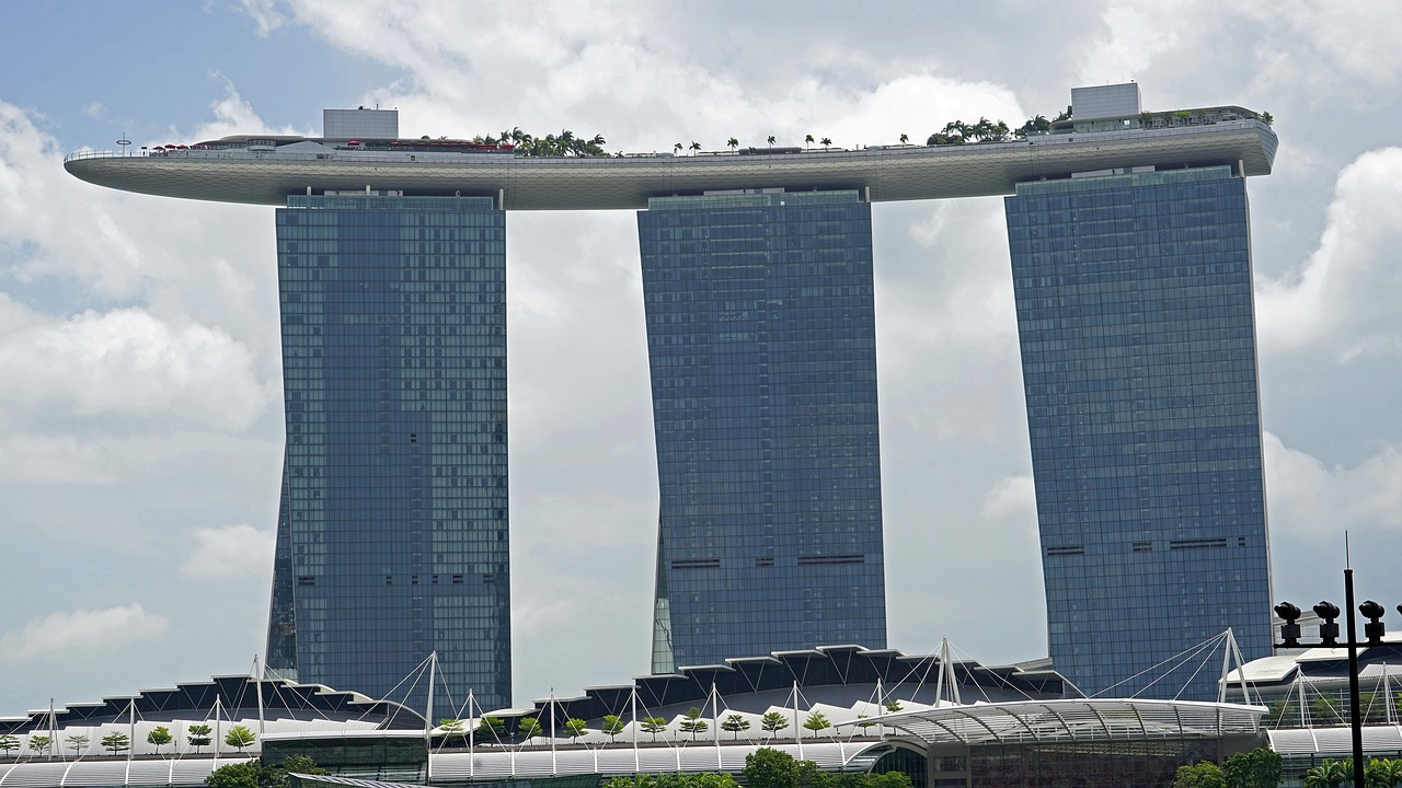 Marina Bay Smėliai, Singapūras, Viešbutis, Prabangus Viešbutis, Pastatas, Futuristinis, Architektūra, Dangoraižis, Asija, Nemokamos Nuotraukos