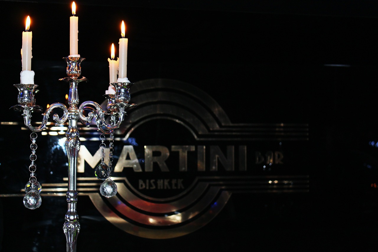 Martini, Žvakės, Stiklas, Klubas, Restoranas, Baras, Apdaila, Šventė, Nemokamos Nuotraukos,  Nemokama Licenzija