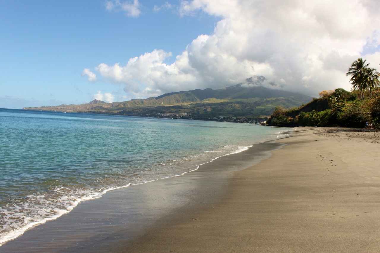 Martinique, Pelee, Kalno Žirklė, Vulkanas, Sala, Jūra, Vandenynas, Papludimys, Nemokamos Nuotraukos,  Nemokama Licenzija