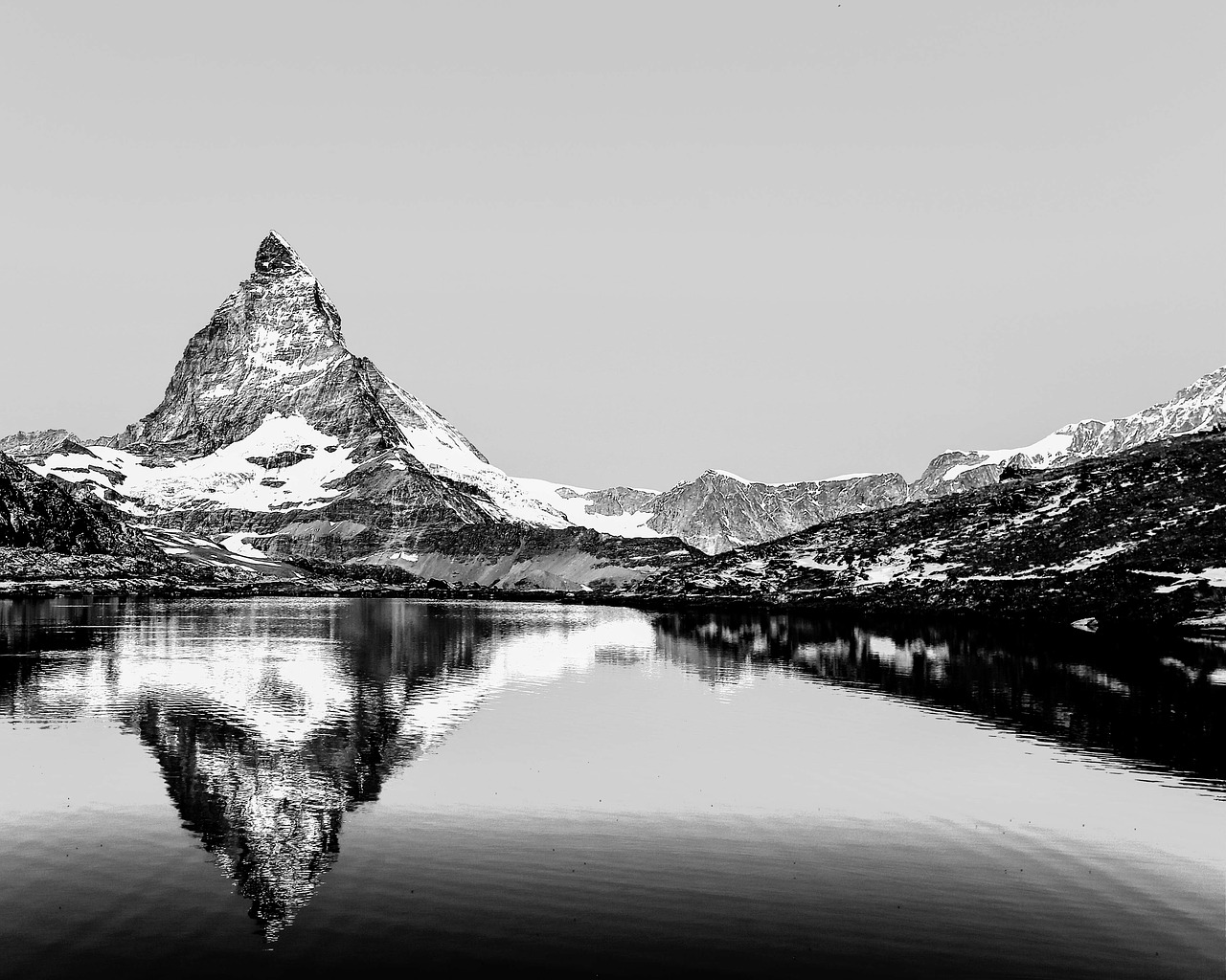Matterhorn, Šveicarija, Europa, Ežeras, Vanduo, Atspindys, Sniegas, Kalnas, Kalnai, Kraštovaizdis