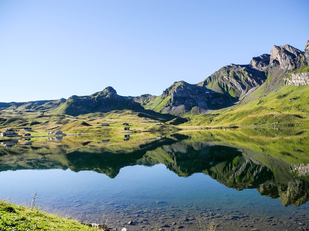 Melchseefrutt, Kalnai, Kalnų Viršūnių Susitikimas, Alpių Ežeras, Bergsee, Berghaus, Kalnų Namelis, Gamta, Šveicarija, Alpių
