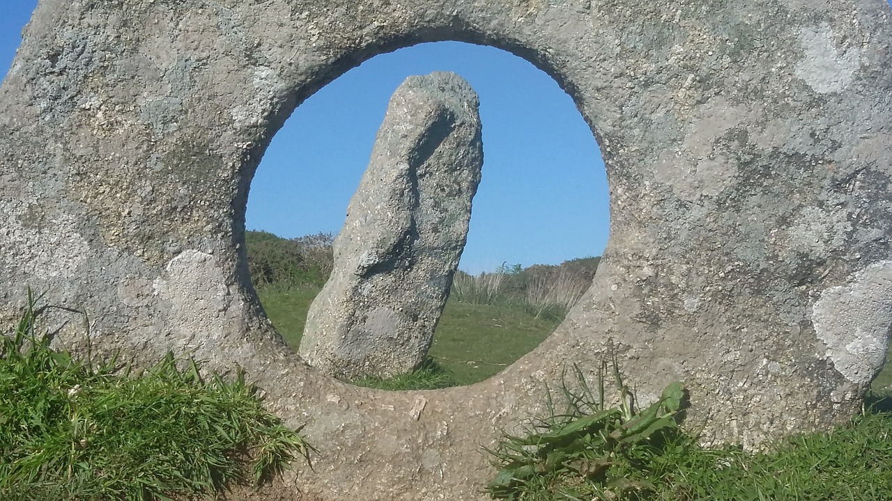 Men-An-Tol, Plyta, Cornwall, Pietų Liauka, Granitas, Megalitformacija, Menhiras, Crick Akmuo, Velnio Akis, Nemokamos Nuotraukos