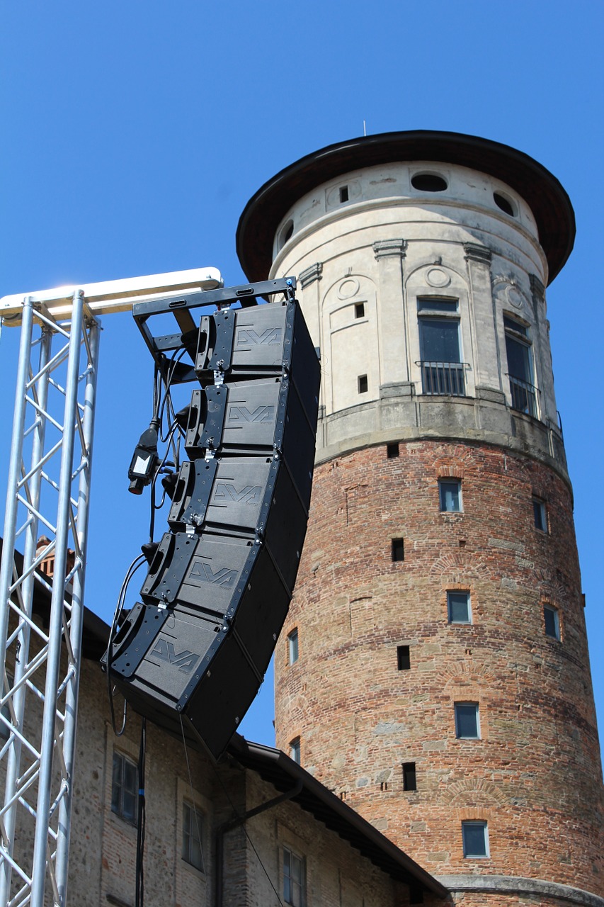 Laimingas, Didinga Bokštas, Palazzo Prinetti, Torre, Lecco, Italy, Lombardija, Garsiakalbis, Garsiakalbiai, Muzika