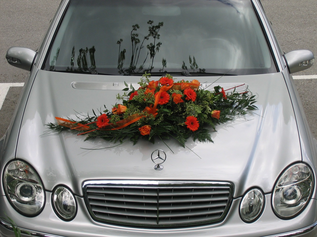 Mercedes, Gėlės, Gėlių Susitarimas, Vestuvės, Vestuvinis Automobilis, Rožės, Limuzinas, Anksčiau, Tuoktis, Santuoka