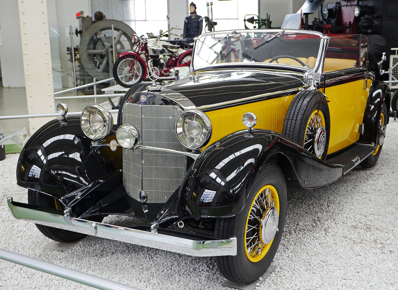 Mercedes Benz, 200 Tipas, W 21, Kabrioletas B, Oldtimer, 1935, Paroda, Technologijų Muziejus, Bi Spalva, Atsarginis Ratas