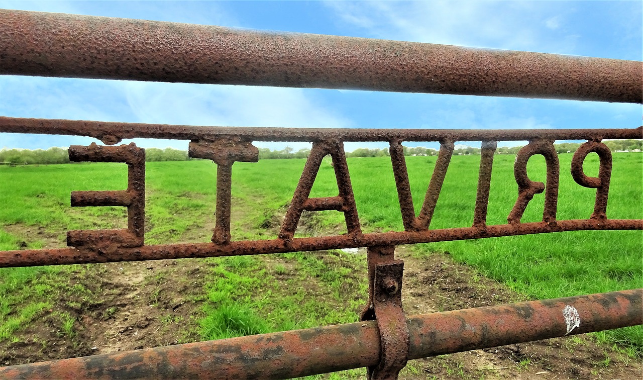 Metalo Vartai,  Mediena,  Pobūdį,  Ūkis,  Privati,  Laukas,  Rusty,  Dangus,  Žolė,  Tvora