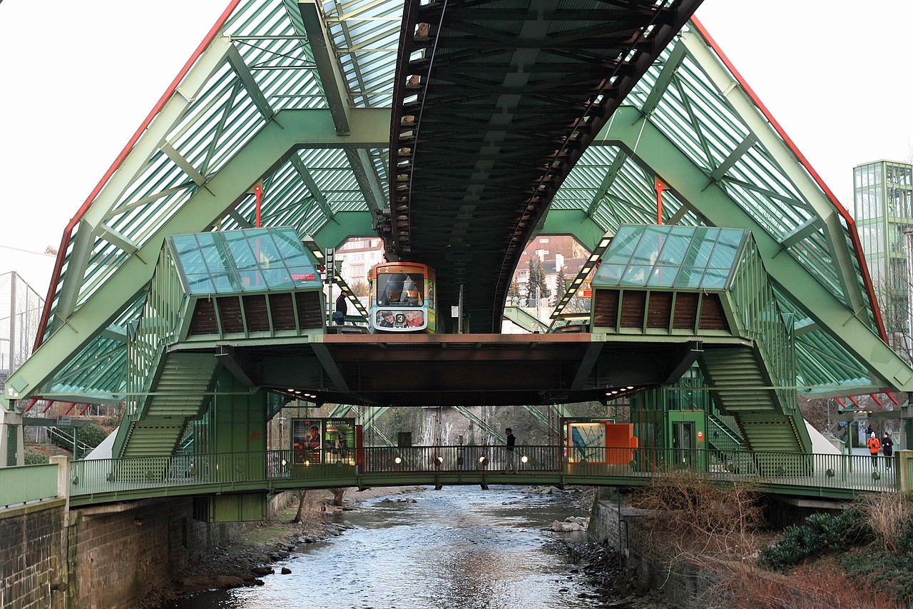 Metro, Wupertal, Upė, Stotis, Nemokamos Nuotraukos,  Nemokama Licenzija