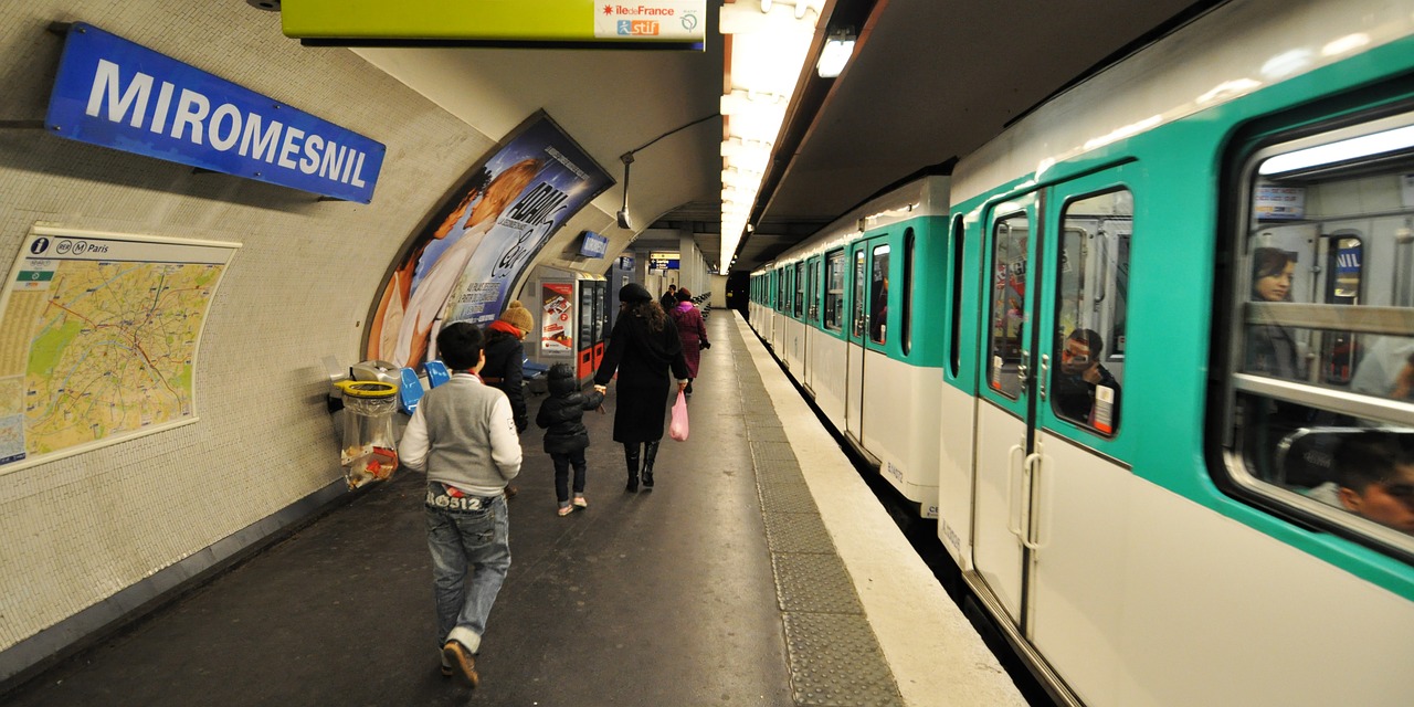 Metro, Paris, Transportas, France, Metro Stotis, Skydas, Kapitalas, Nemokamos Nuotraukos,  Nemokama Licenzija