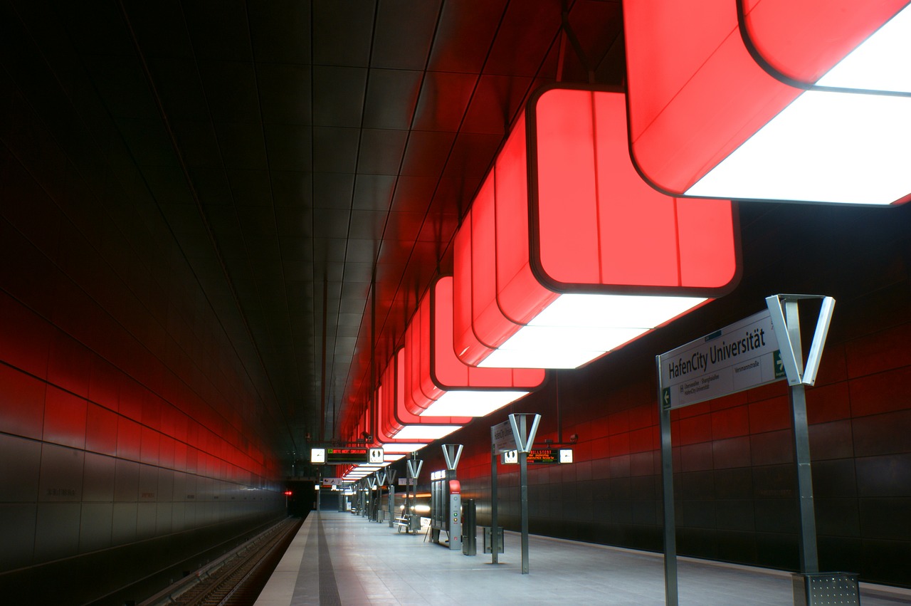 Metro, Hamburgas, Raudona, Nemokamos Nuotraukos,  Nemokama Licenzija