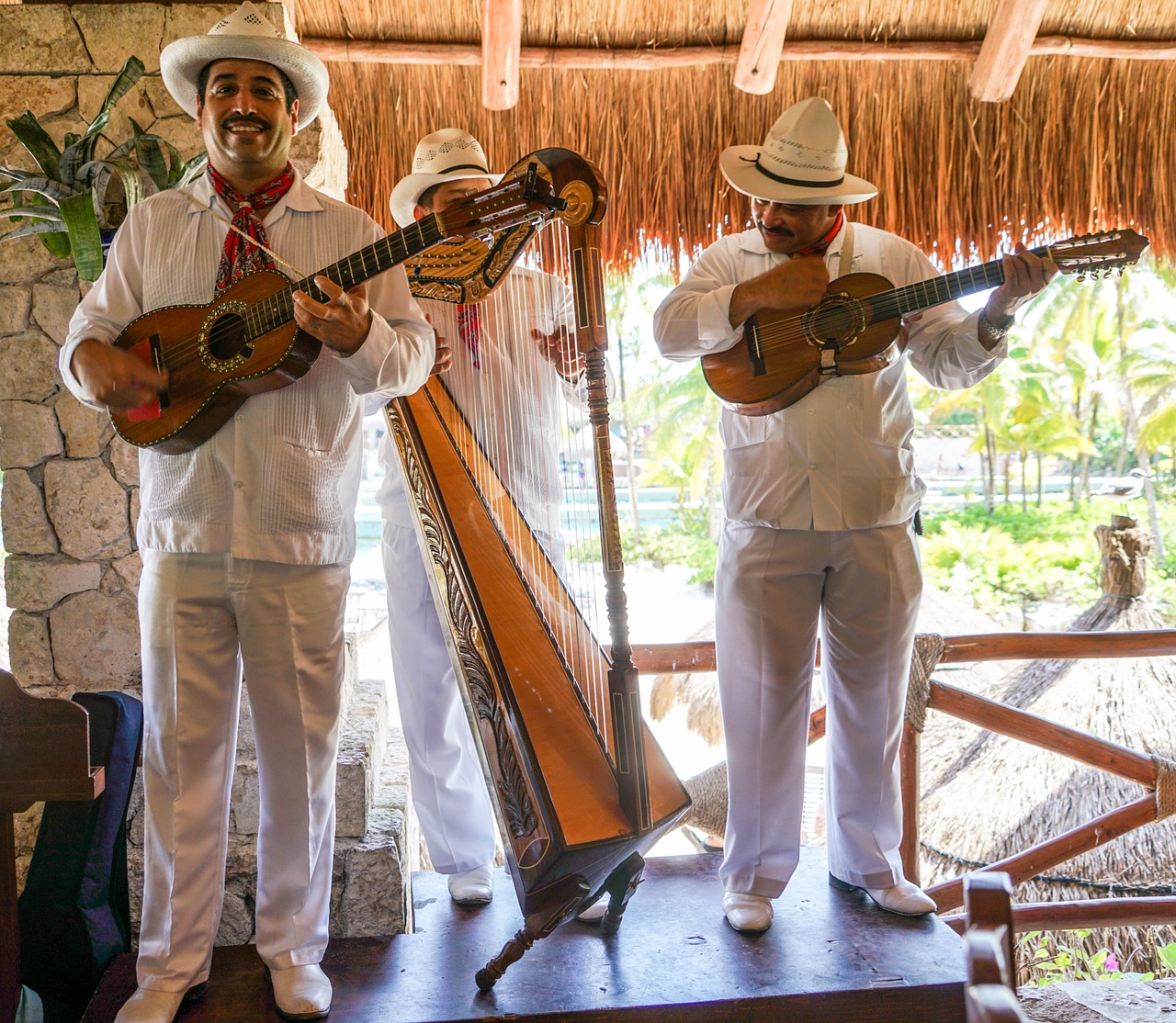 Meksikiečių Dainininkai, Trio, Instrumentai, Laimingas, Žmonės, Asmuo, Muzika, Pramogos, Muzikinis, Muzikantas