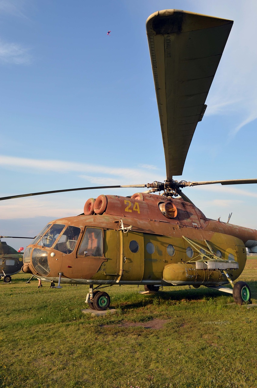 Mi-8, Sraigtasparnis, Laukas, Rakurs, Varžtas, Ašmenys, Eksponatas, Muziejus, Ukraina, Kharkovas