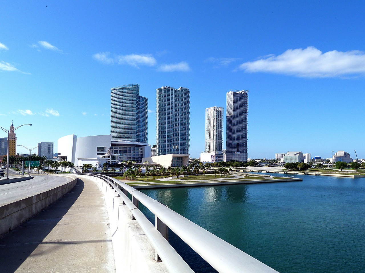 Miami, Panorama, Pastatas, Vanduo, Majamio Paplūdimys, Nemokamos Nuotraukos,  Nemokama Licenzija