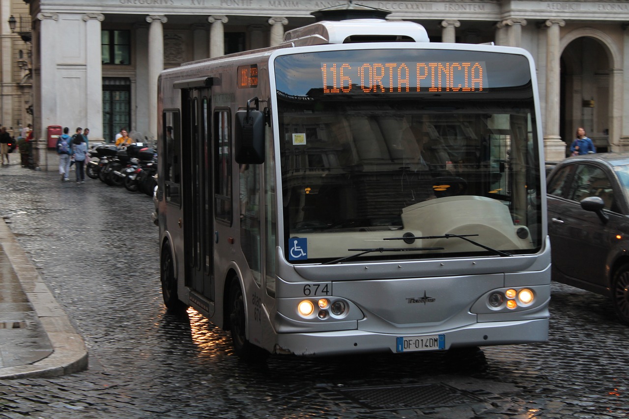 Roma, Mikroautobusas, Transportas, Autobuso Marsrutas, Italy, Miestas, Lietingą, Nemokamos Nuotraukos,  Nemokama Licenzija