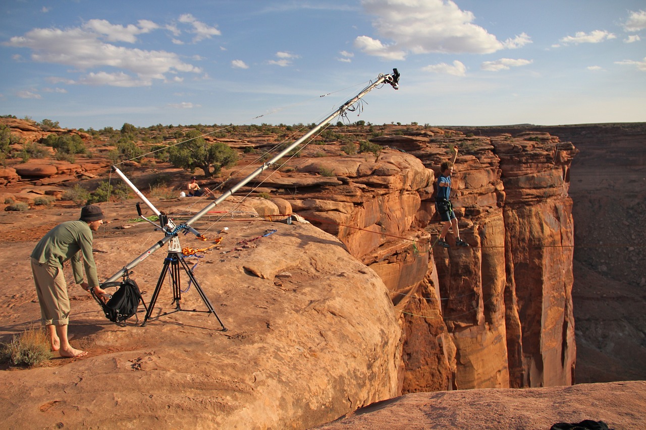 Moab, Utah, Kalnai, Filmavimo Komanda, Vyrai, Filmavimas, Vaizdingas, Aukštos Laidas, Vyras, Balansavimas