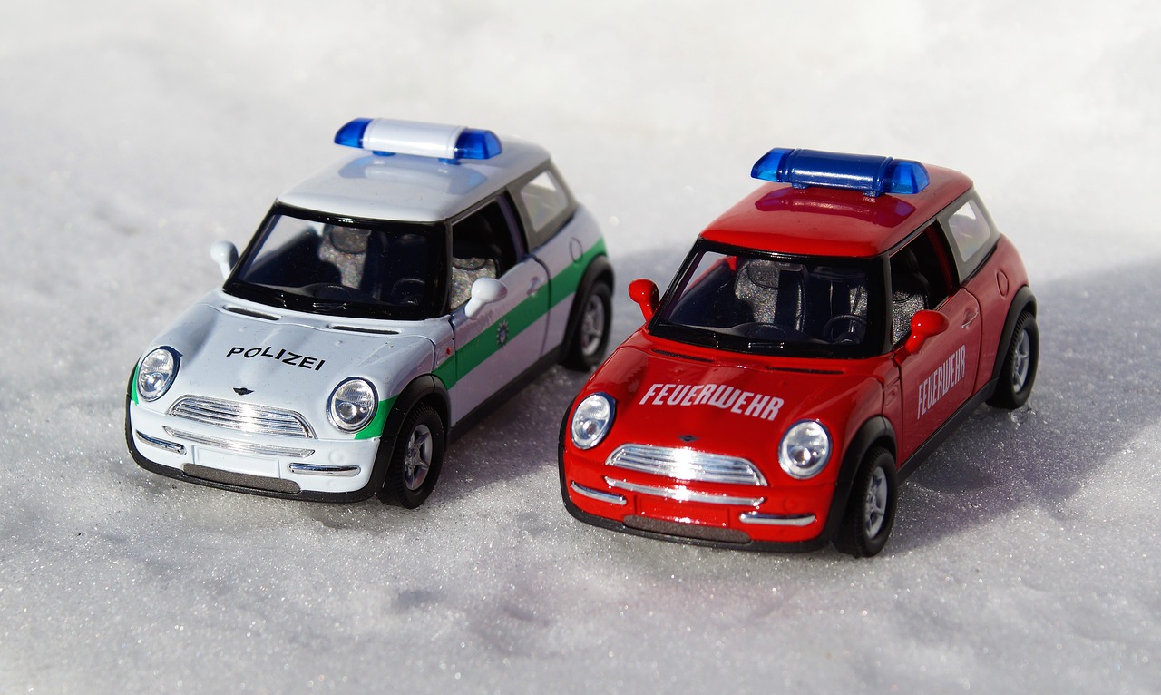 Modelis Automobilis, Mini, Mini Cooperis, Transporto Priemonė, Automatinis, Žaislinė Mašina, Transporto Priemonės, Mėlyna Šviesa, Ugnis, Policija