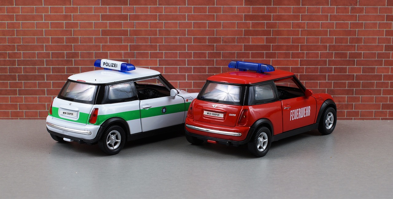 Modelis Automobilis, Mini, Mini Cooperis, Transporto Priemonė, Automatinis, Žaislinė Mašina, Transporto Priemonės, Mėlyna Šviesa, Ugnis, Policija