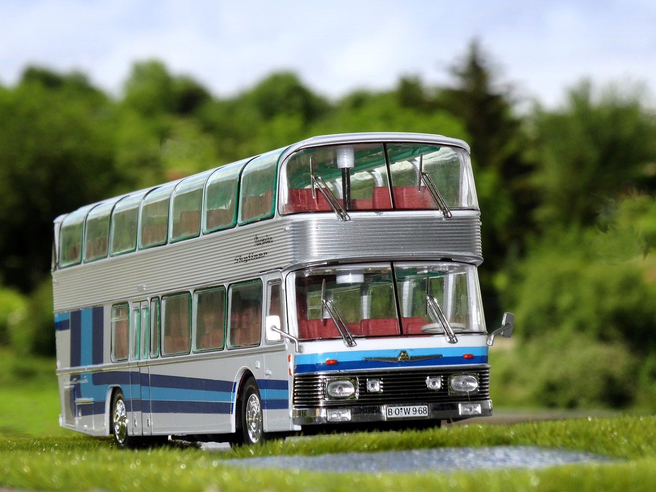 Modelis Automobilis,  Magistralės Modelis,  Treneris,  Aukštos Sparnas Jednopłatowiec,  Neoplan,  Skyliner,  Nh 22 L,  Oldtimer,  Diorama, Nemokamos Nuotraukos