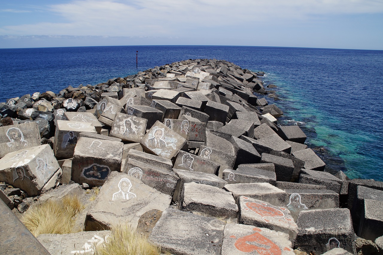 Molas, Bankas, Kranto Akmenys, Santa Cruz, Tenerifė, Paminklas, Dažymas, Asmeninis, Žvaigždės, Žinomas