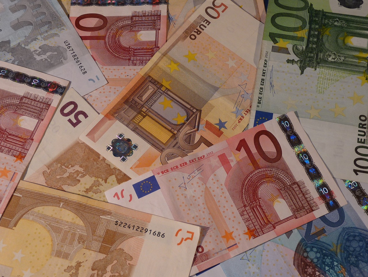 Pinigai, Euras, Sąskaitos, Valiuta, Sąskaitą, Finansai, Dolerio Kupiūra, Europa, Popieriniai Pinigai, Taupomasis Bankas