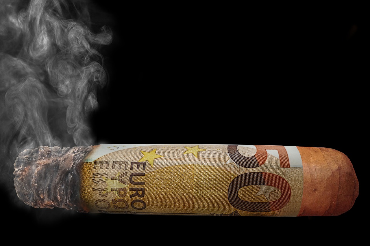 Pinigai, Euras, Cigaras, Dūmai, Rūkymas, Pinigus Pūsti, Smūgis, Penkiasdešimt, Centas, 50 Eurų