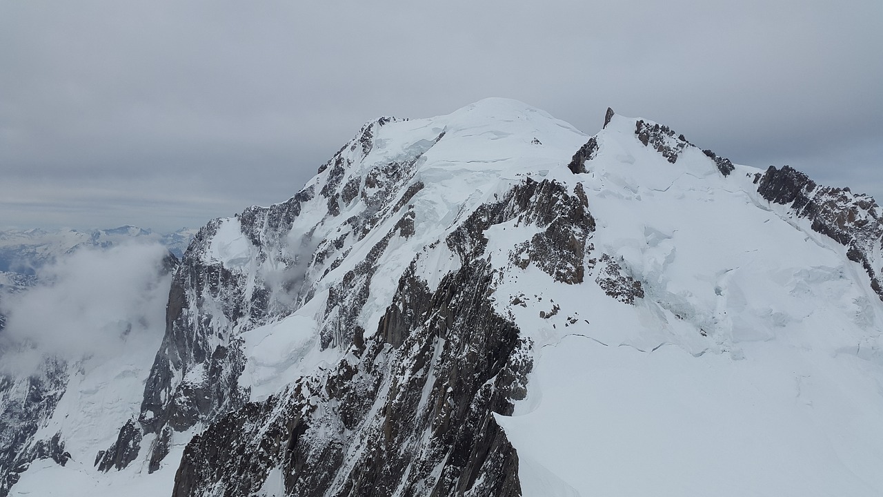 Mont Blanc, Ledynas, Aukšti Kalnai, Kalnai, Alpių, Alpinizmas, Chamonix, Šaltas, Aukštybinių Kalnų Kelionė, Serija 4000