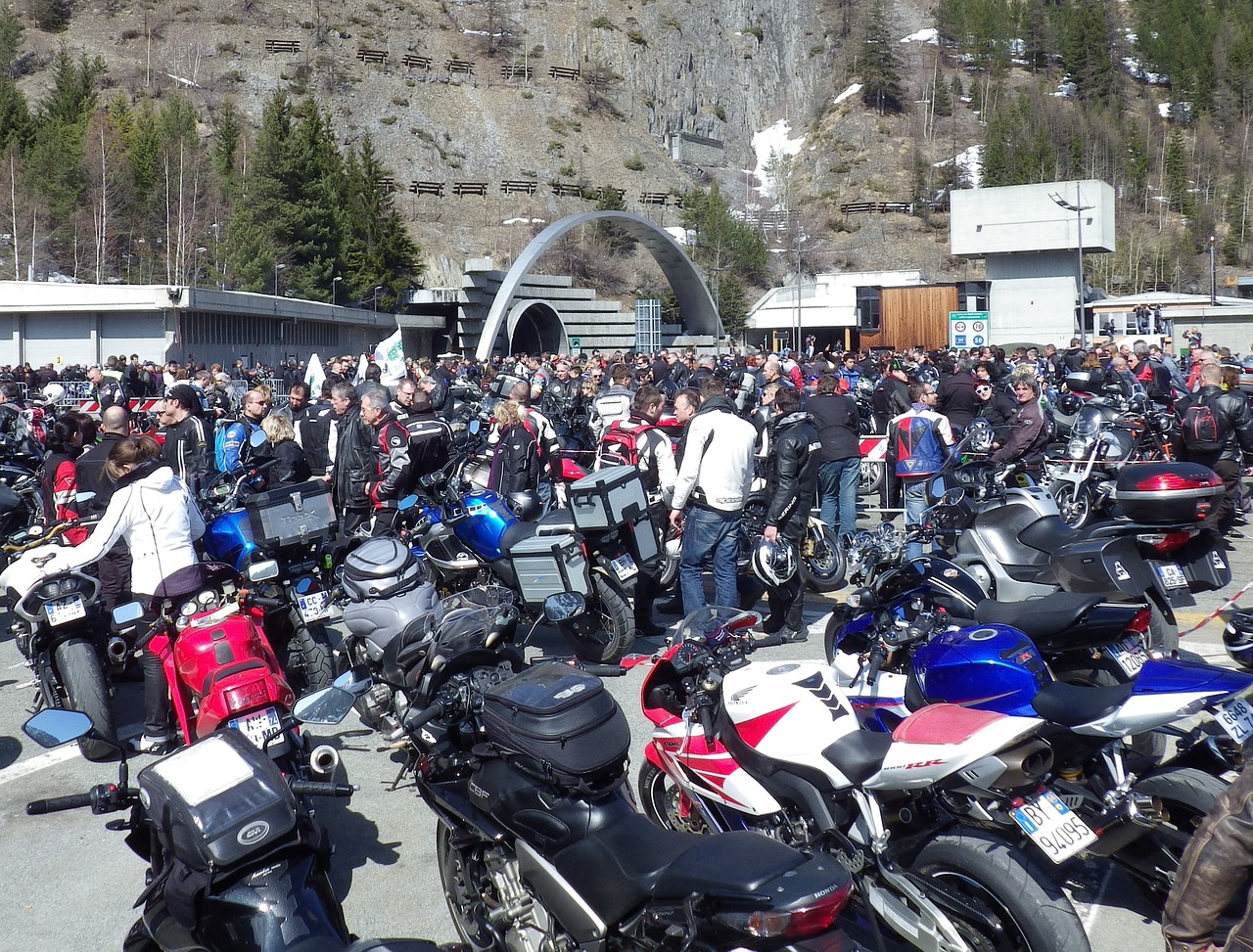 Mont Blanc Tunelis, Moto, Memorialinis Kardas, Koordinavimo Motociklininkai, Nemokamos Nuotraukos,  Nemokama Licenzija