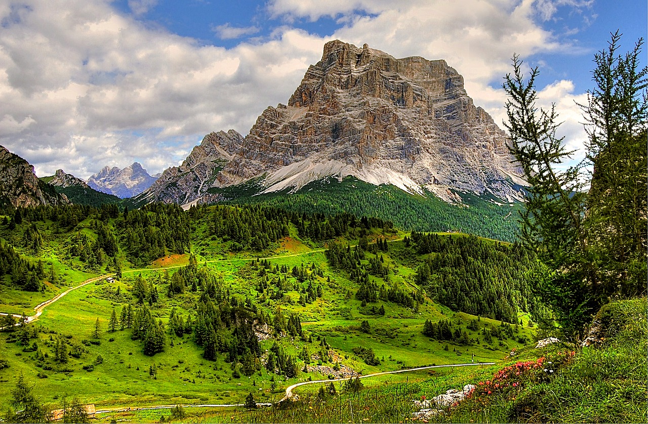 Monte Pelmo, Dolomitai, Alm, Gamta, Mėlynas, Griovių Laukas, Unesco Pasaulio Paveldas, Slėnis, Vasara, Debesys