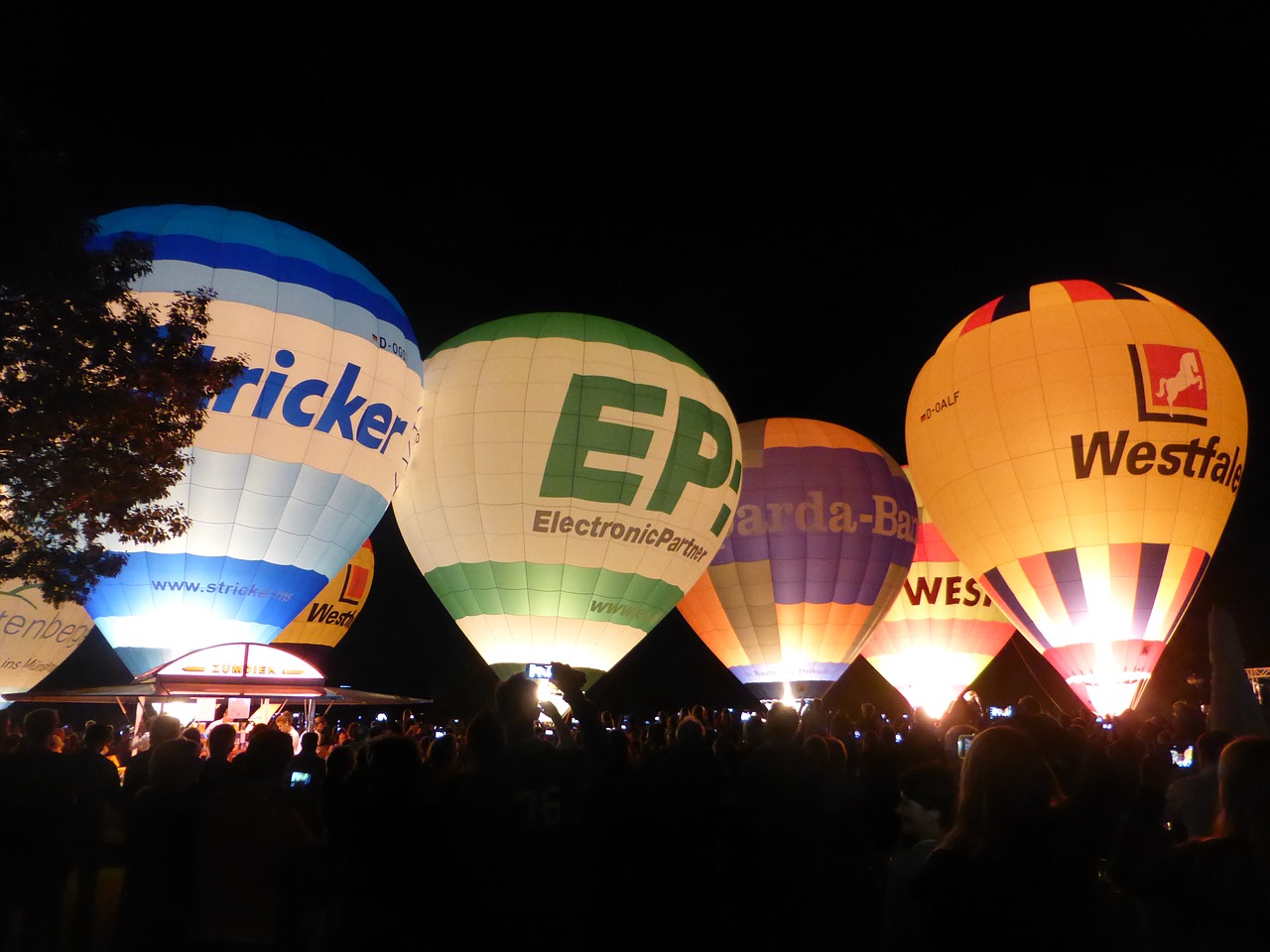 Montgolfiade, Karšto Oro Balionai, Švytėjimas, Naktis, Nemokamos Nuotraukos,  Nemokama Licenzija