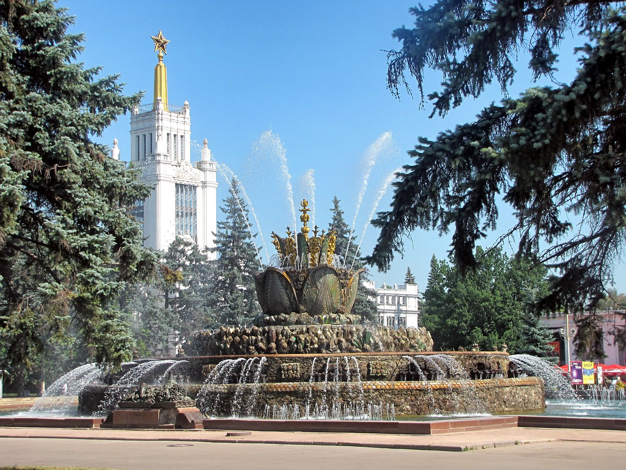 Moscow, Rusija, Fontanas, Vanduo, Skulptūra, Pastatai, Architektūra, Miesto, Medžiai, Miestas