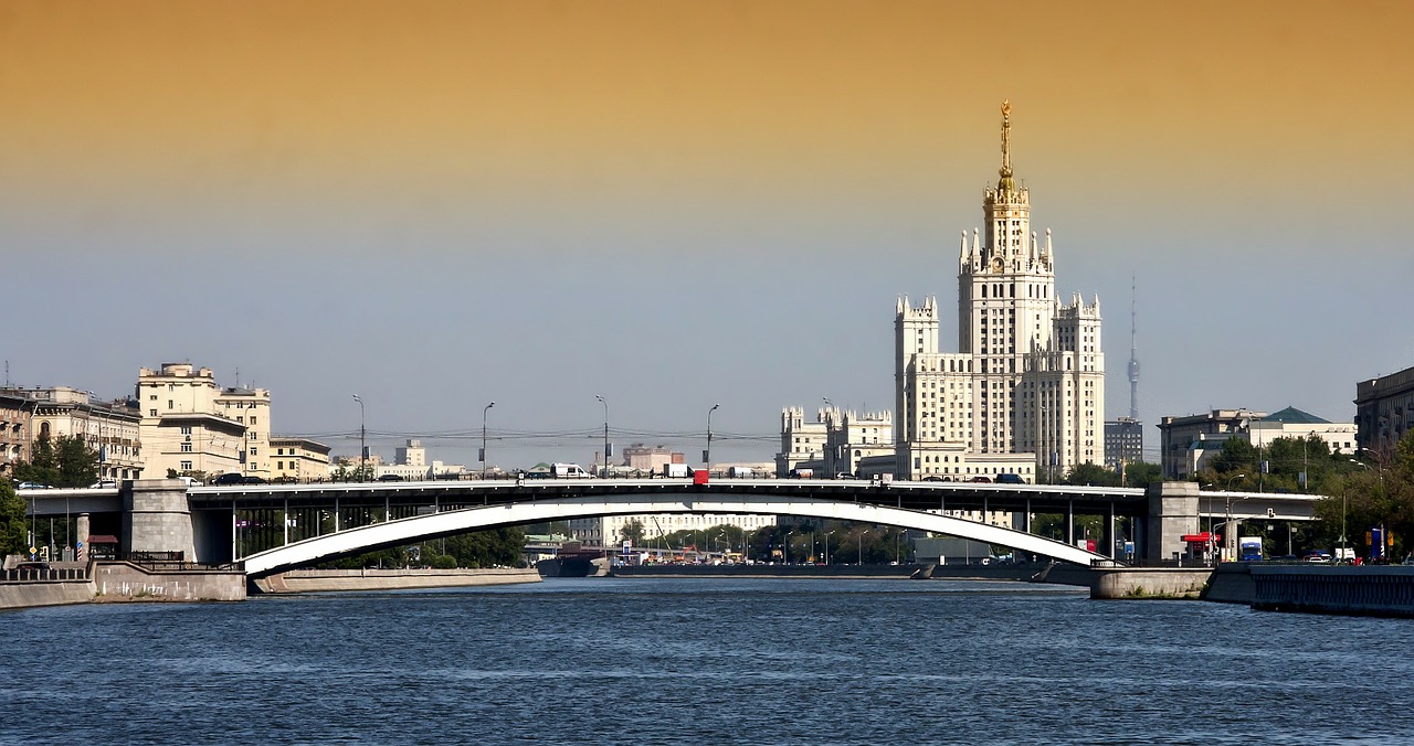 Moscow, Tiltas, Pastatai, Dangus, Debesys, Panorama, Miestas, Miestai, Miesto, Upė