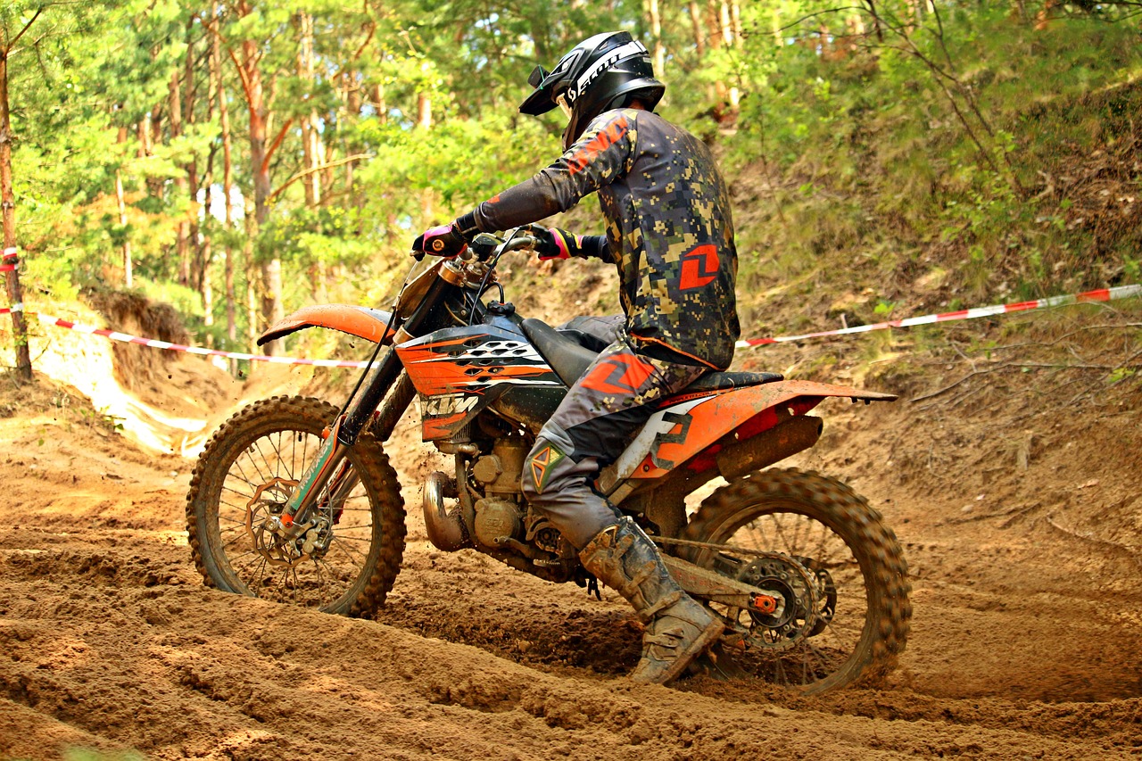 Motokroso, Enduro, Sportas, Purvo Nuoma, Dirtbike, Motorsportas, Motociklas, Lenktynės, Lenktynės, Motokroso Važiavimas