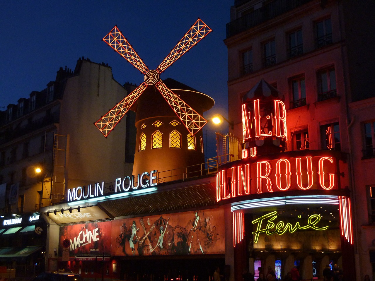 Moulin Rouge, Paris, Raudona Malūnas, Montmartras, Malonumas, Pigalle, Insultas, Raudonos Šviesos Rajonas, Atmosfera, Gatvės Linija