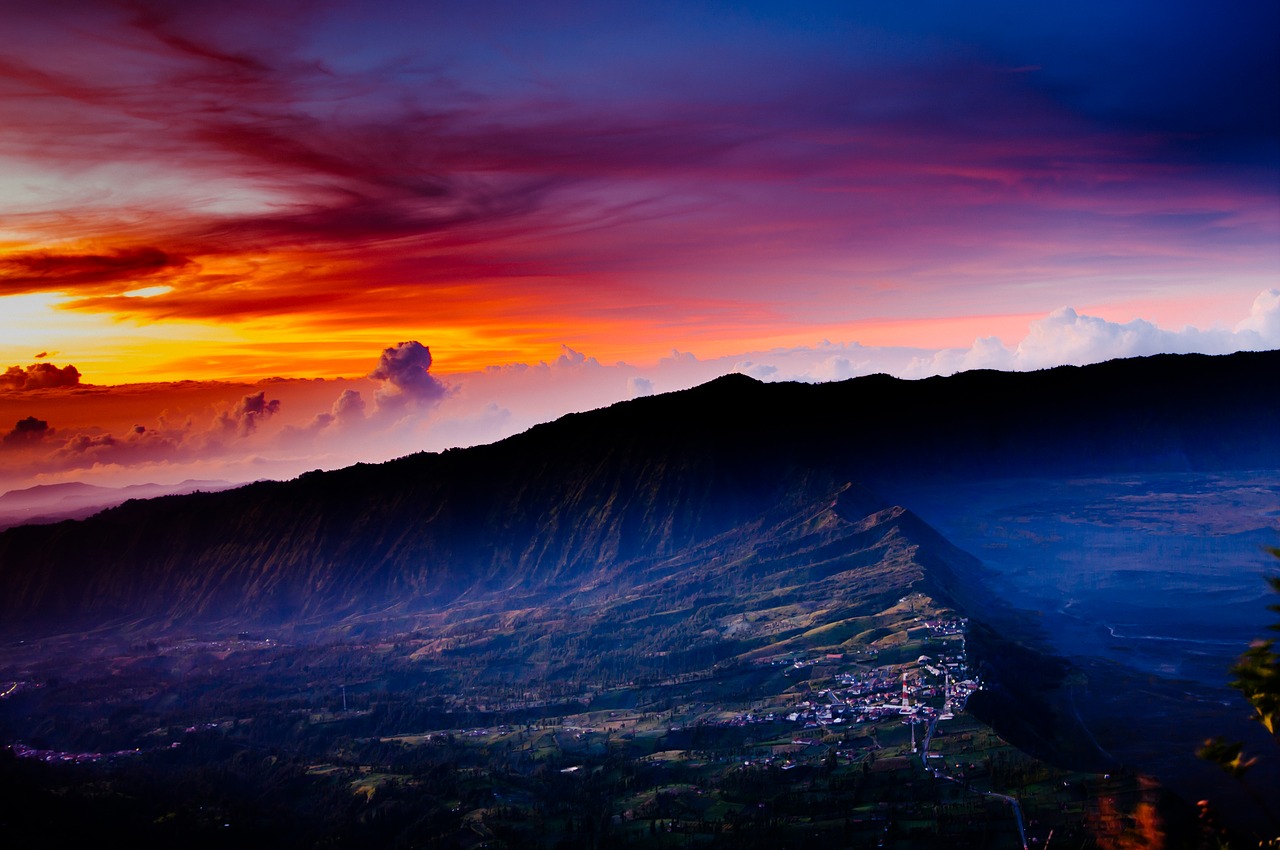Laikiklis Bromas,  Indonezija,  Sunrise,  Kalnų,  Aktyvus Vulkanas,  Azijoje,  Krateris,  Java,  Panoraminis,  Viešbučio