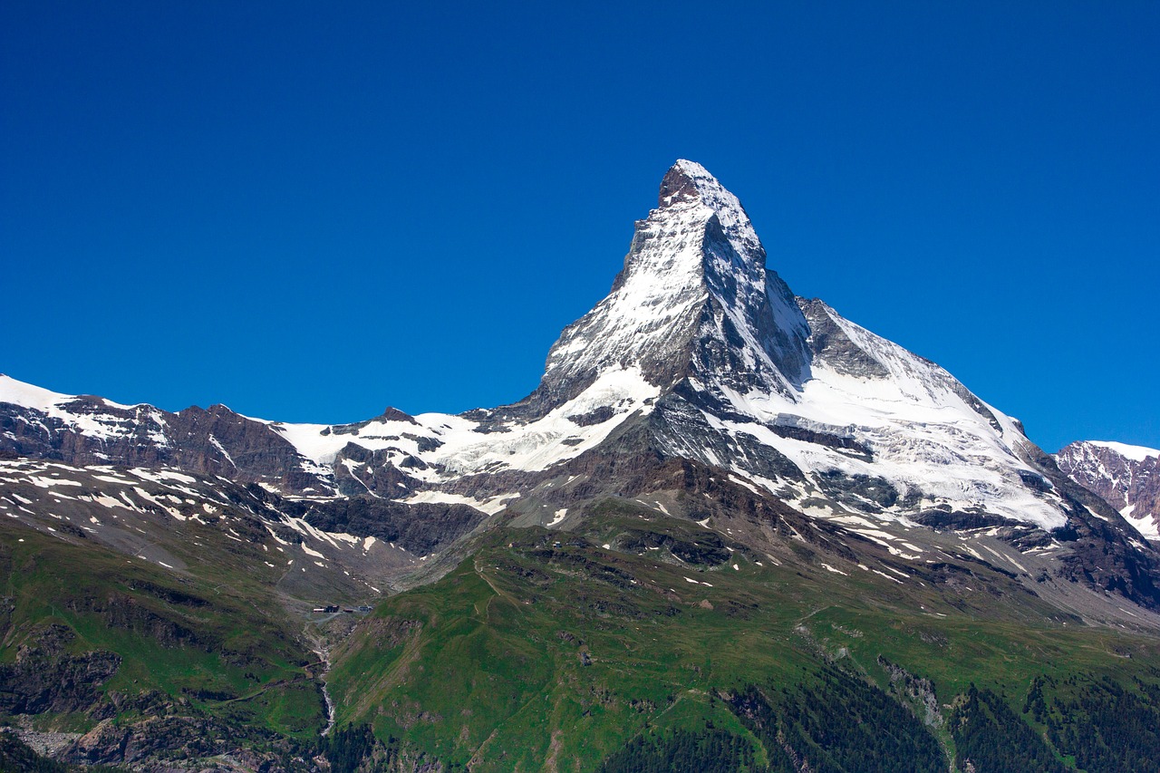 Kalnas, Šveicarija, Alpės, Kraštovaizdis, Mėlynas Dangus, Šlaitai, Mėlynas, Sniegas, Vienišas Pikas, Gamta